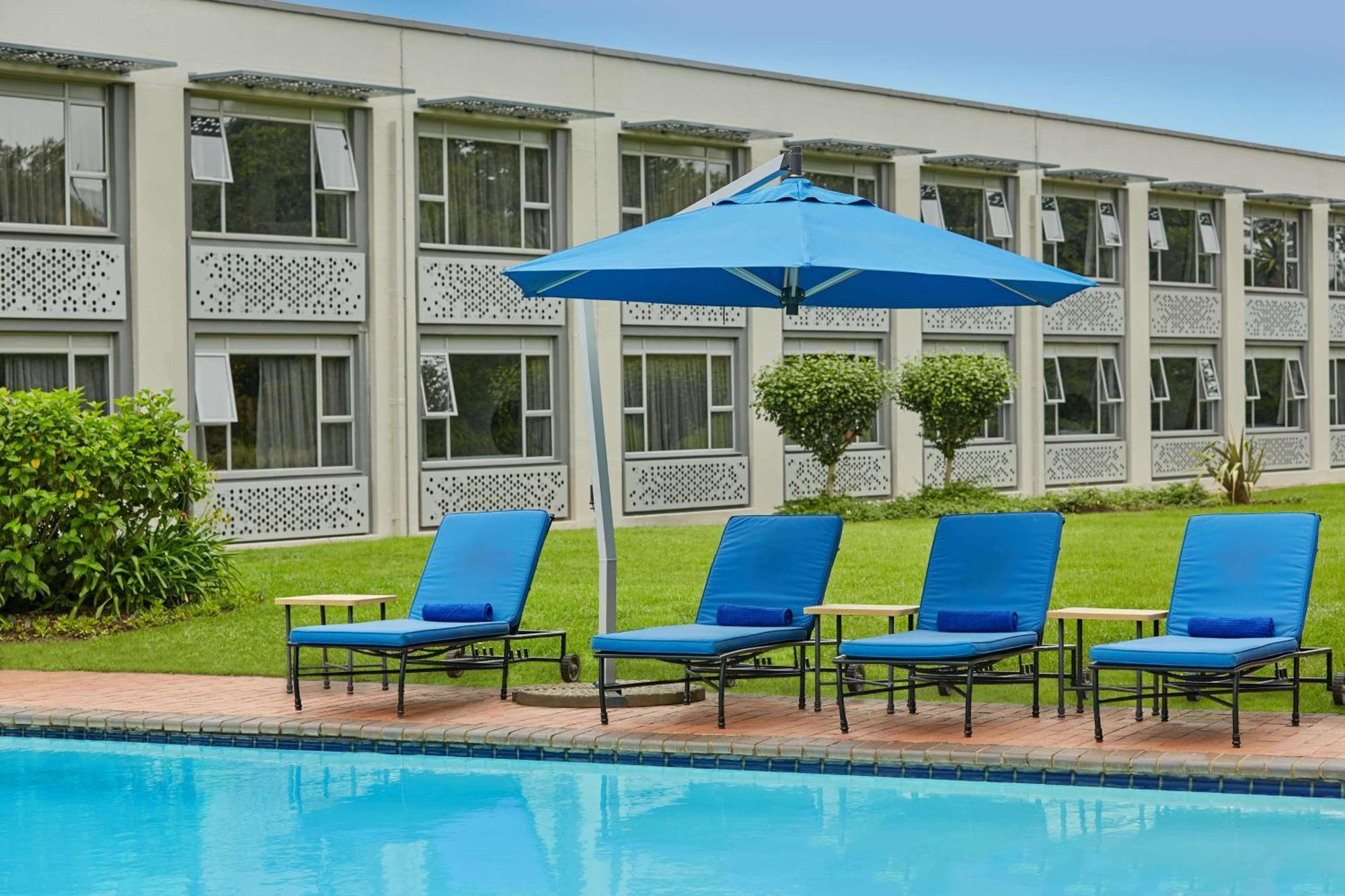 Garden Court Ουμτάτα Εξωτερικό φωτογραφία